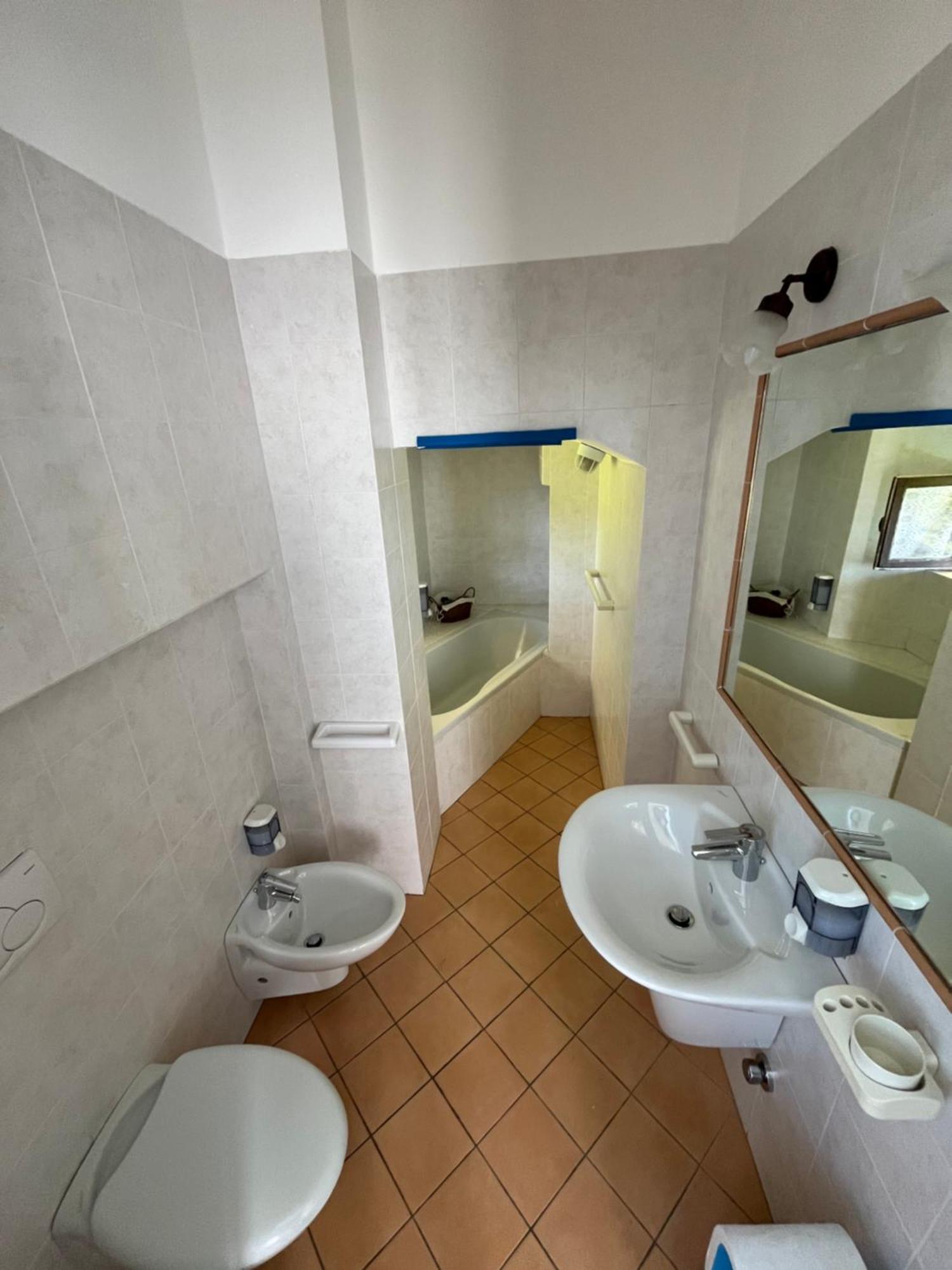 B&B Villa Mirandola บรูนาเต ภายนอก รูปภาพ